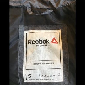 Reebok Outerwear 79 Vest With 2 Pockets 